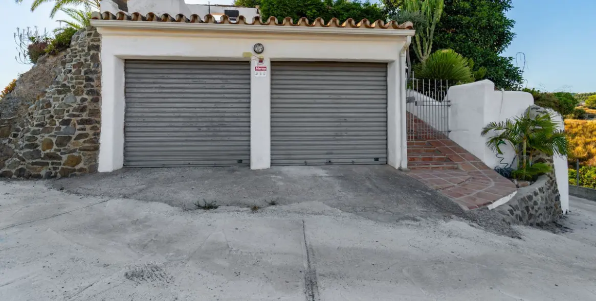 Sale of finca - cortijo in Almayate 47