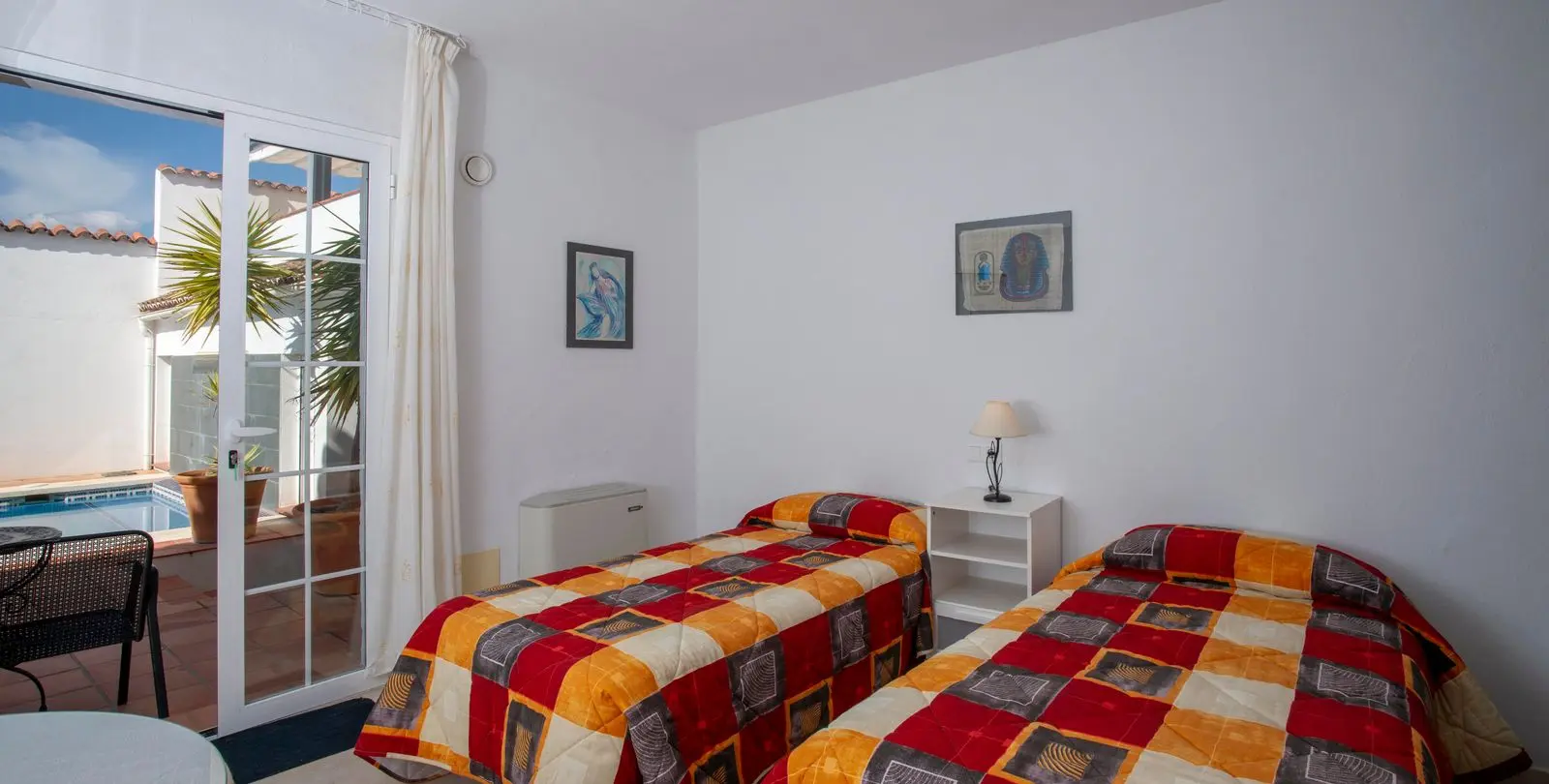 Sale of hostel in Pizarra 7