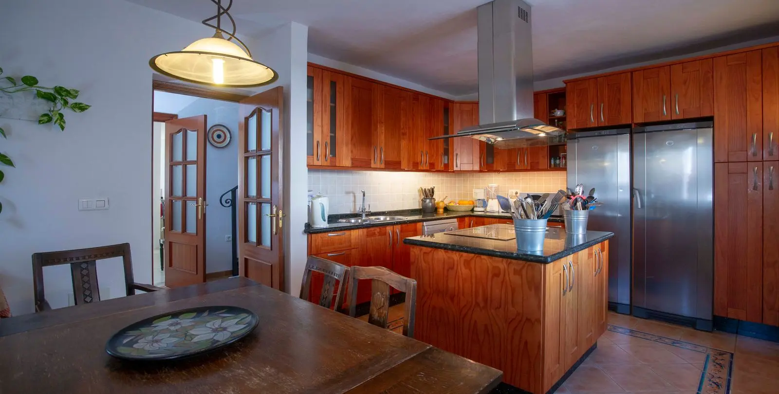 Sale of hostel in Pizarra 12