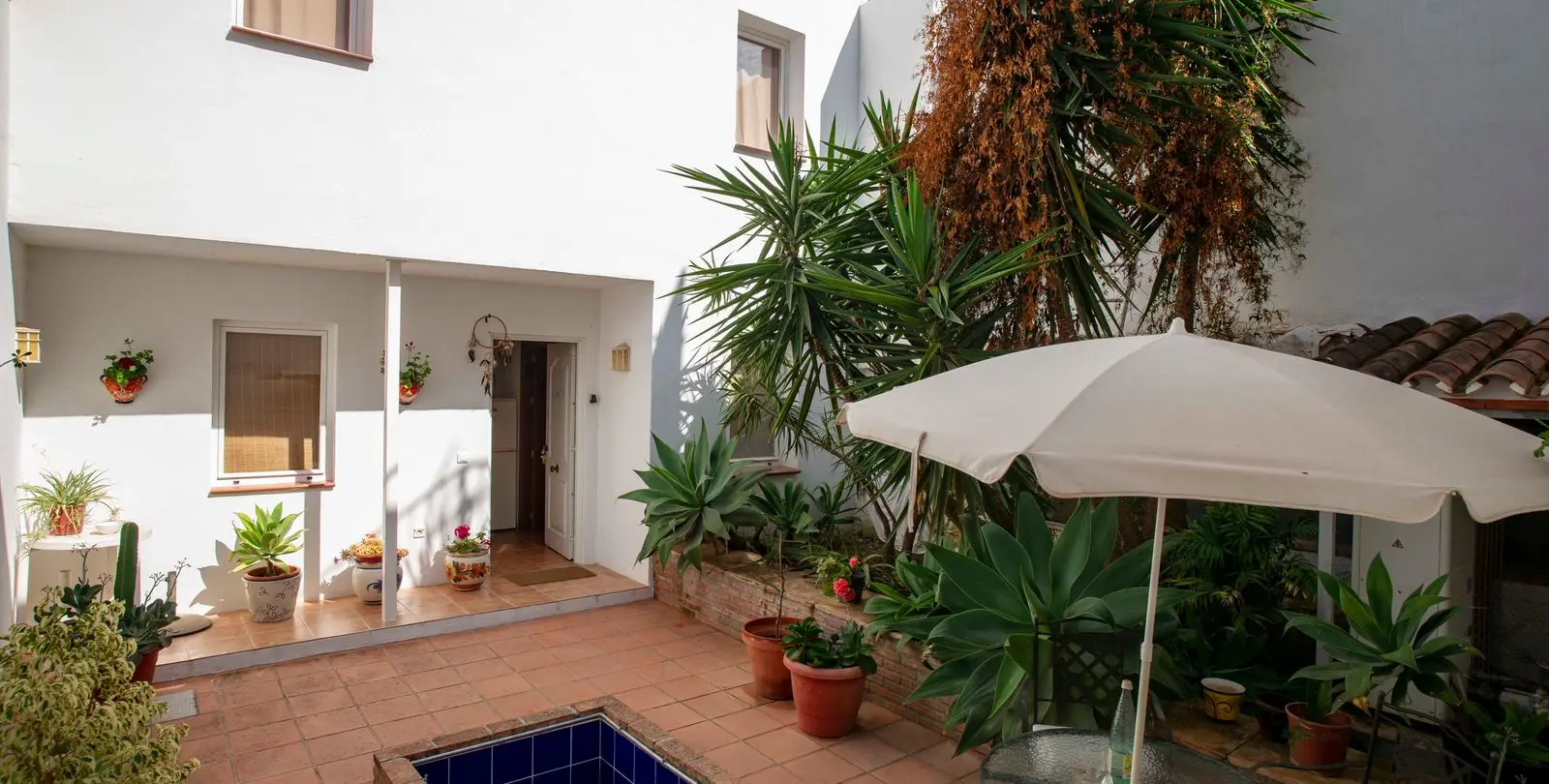Sale of hostel in Pizarra 22