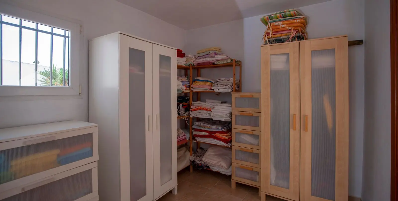 Sale of hostel in Pizarra 38