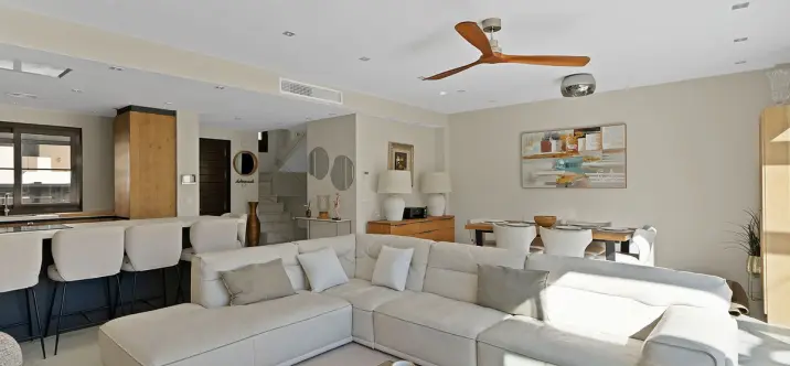 Townhouse R5229559 2