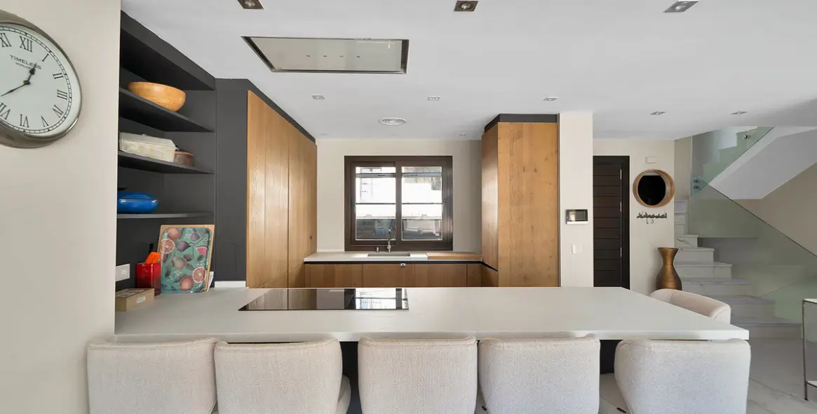 Sale of townhouse in Benahavís (district Benahavís) 9