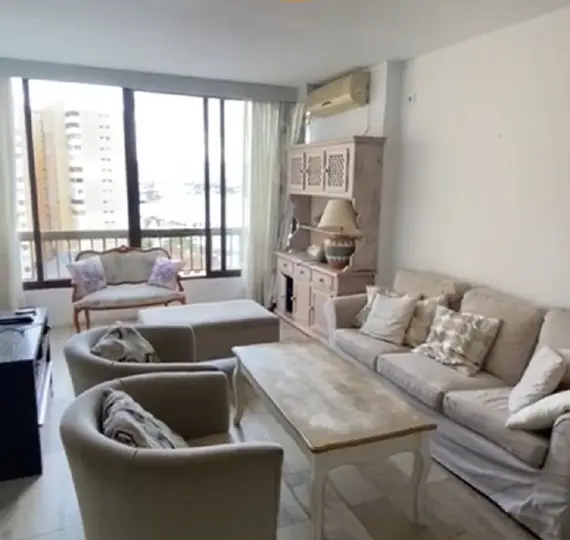 Venta de apartamento en planta media en Málaga Centro