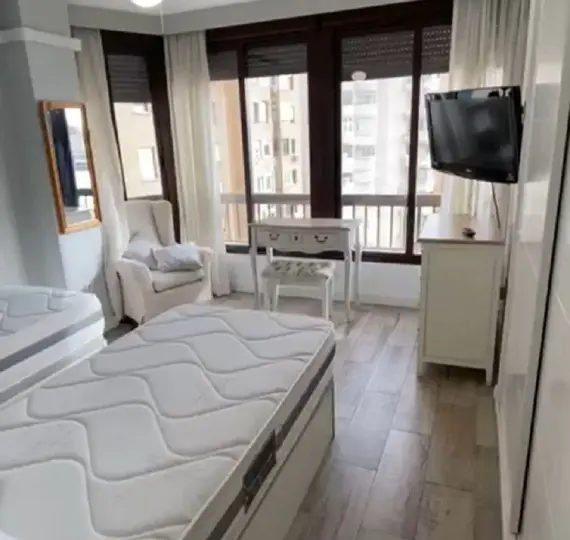Venta de apartamento en planta media en Málaga Centro