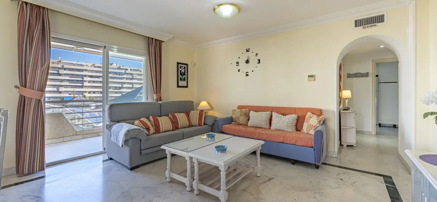 Продажа апартаментов на среднем этаже в Puerto Banús 4