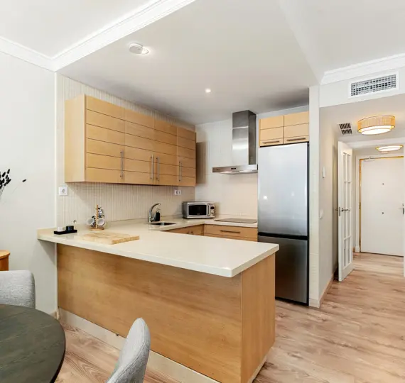 Продажа апартаментов на среднем этаже в San Pedro de Alcántara