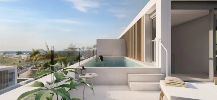 Sale of semi-detached house in Estepona 1
