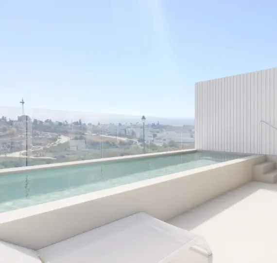 Sale of semi-detached house in Estepona