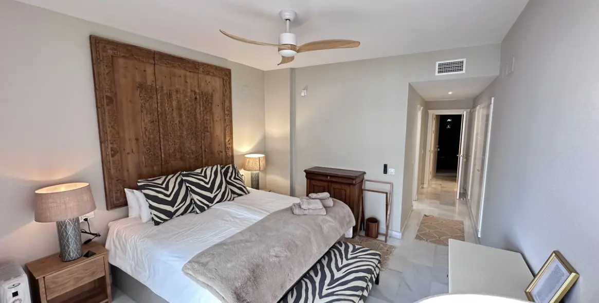 Venta de apartamento en planta media en San Pedro de Alcántara 6