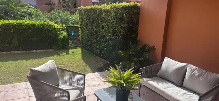 Продажа апартаментов на первом этаже в Benahavís 2