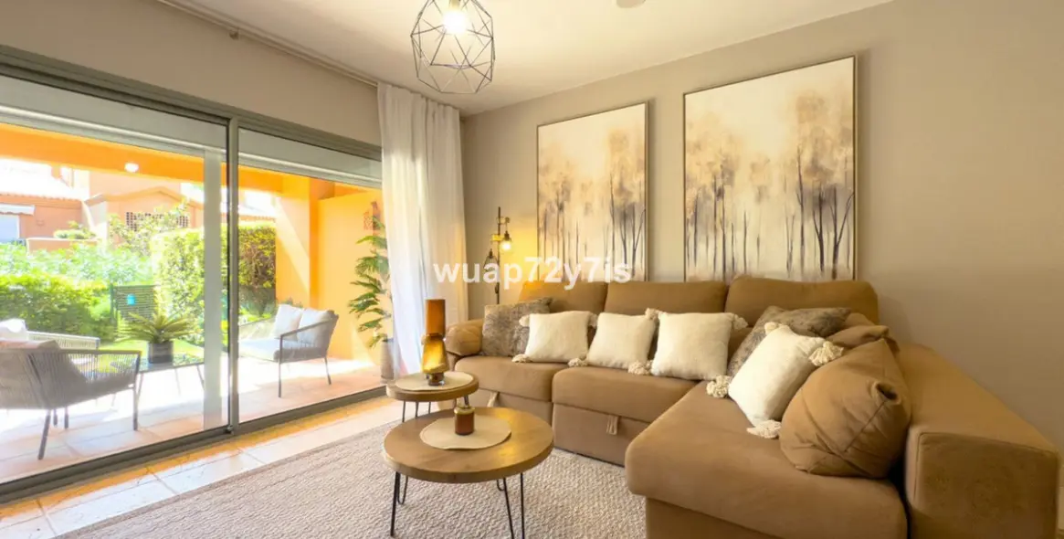 Продажа апартаментов на первом этаже в Estepona 6