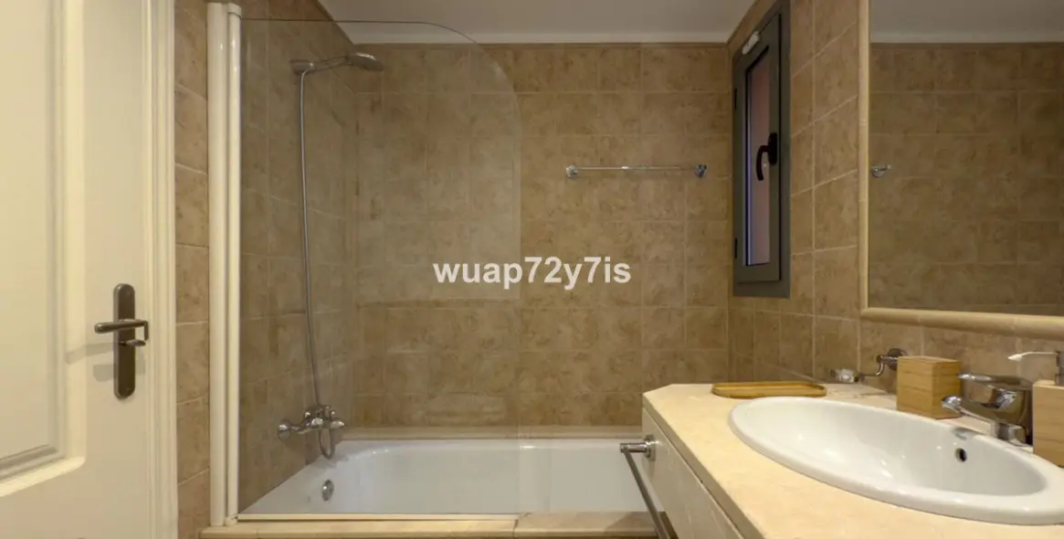 Продажа апартаментов на первом этаже в Estepona 17