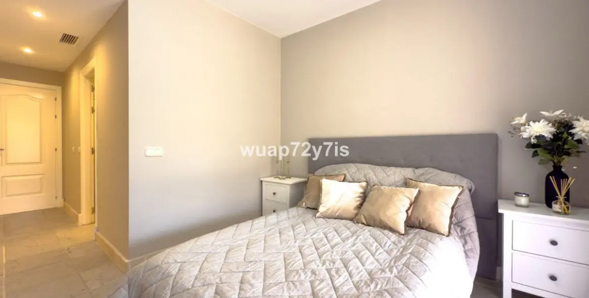 Venta de apartamento en planta baja en Estepona 21