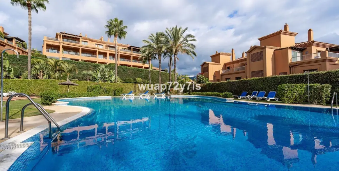 Venta de apartamento en planta baja en Estepona 24