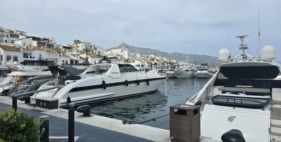 Sale of other in Puerto Banús 3