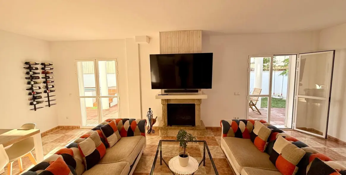 Продажа  отдельно стоящей виллы в Torreguadiaro 5