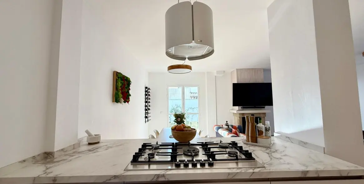 Продажа  отдельно стоящей виллы в Torreguadiaro 8