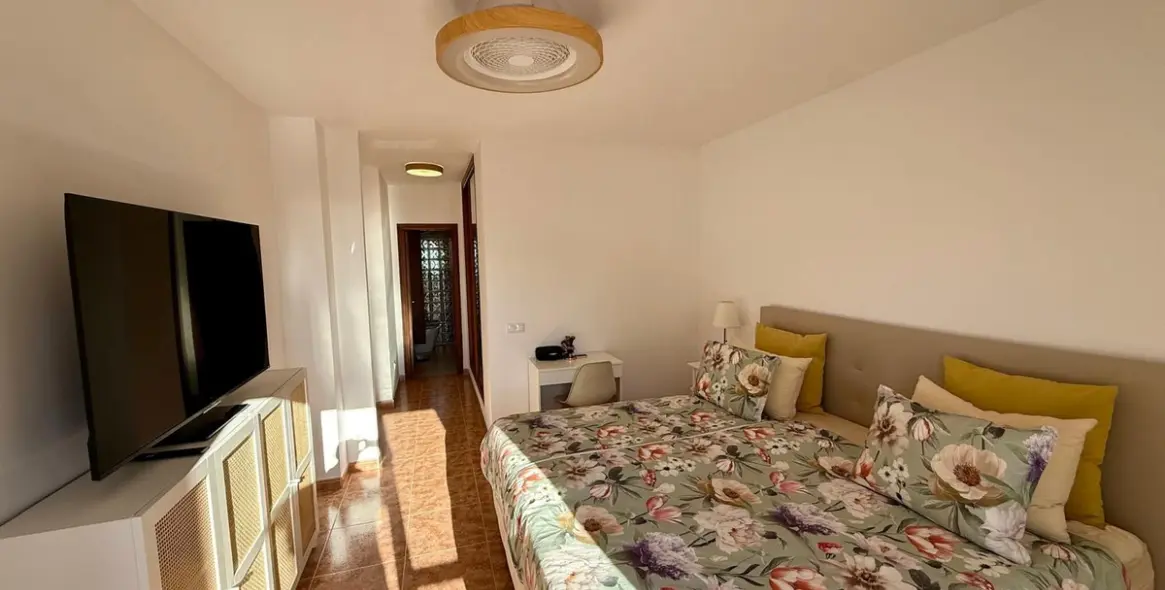 Продажа  отдельно стоящей виллы в Torreguadiaro 12