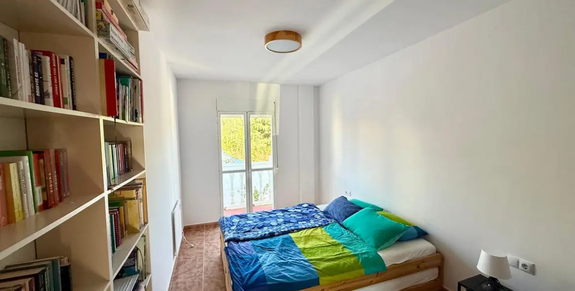 Продажа  отдельно стоящей виллы в Torreguadiaro 14