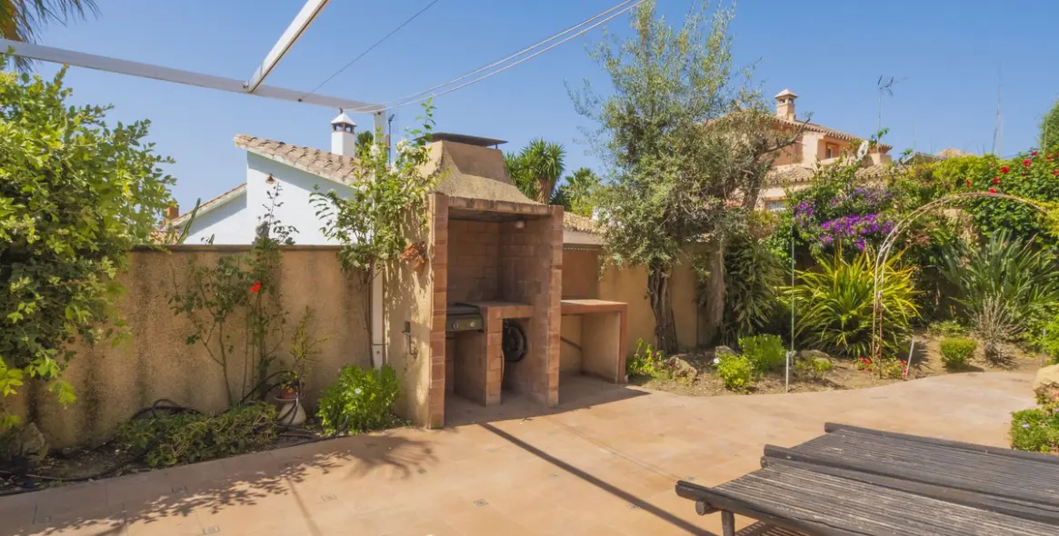 Продажа  отдельно стоящей виллы в Marbella (район Marbella) 9