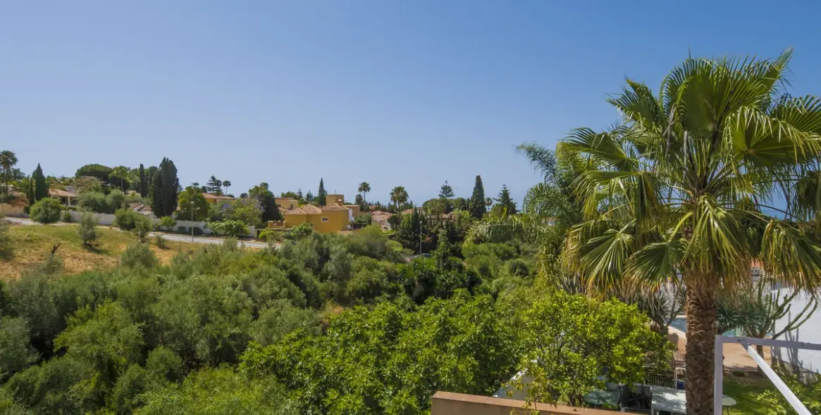 Продажа  отдельно стоящей виллы в Marbella (район Marbella) 10