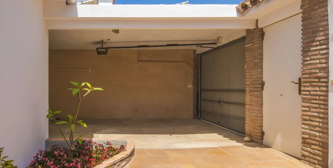 Продажа  отдельно стоящей виллы в Marbella (район Marbella) 13