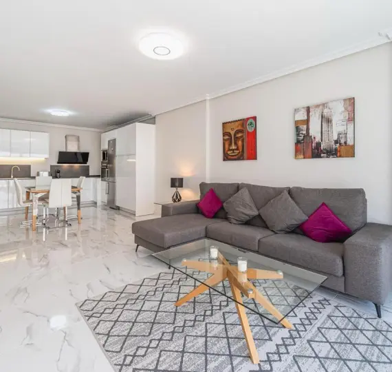 Продажа апартаментов на первом этаже в Nueva Andalucía