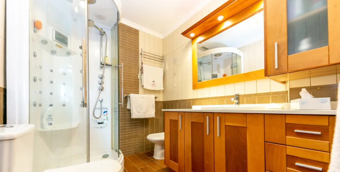 Sale of middle floor apartment in Mijas Costa 14
