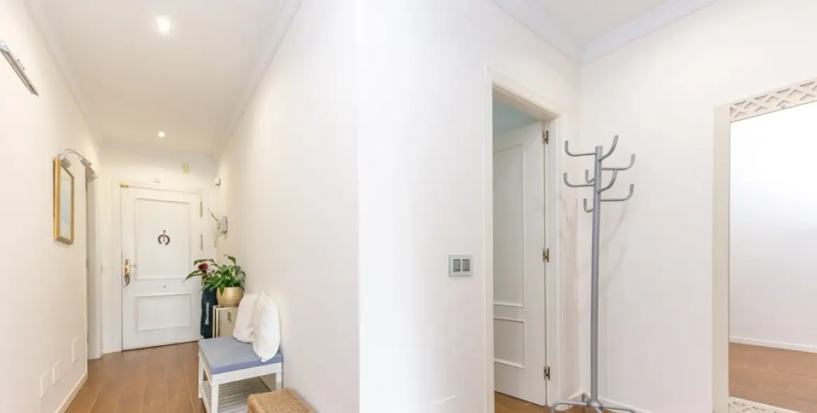 Sale of middle floor apartment in Mijas Costa 15
