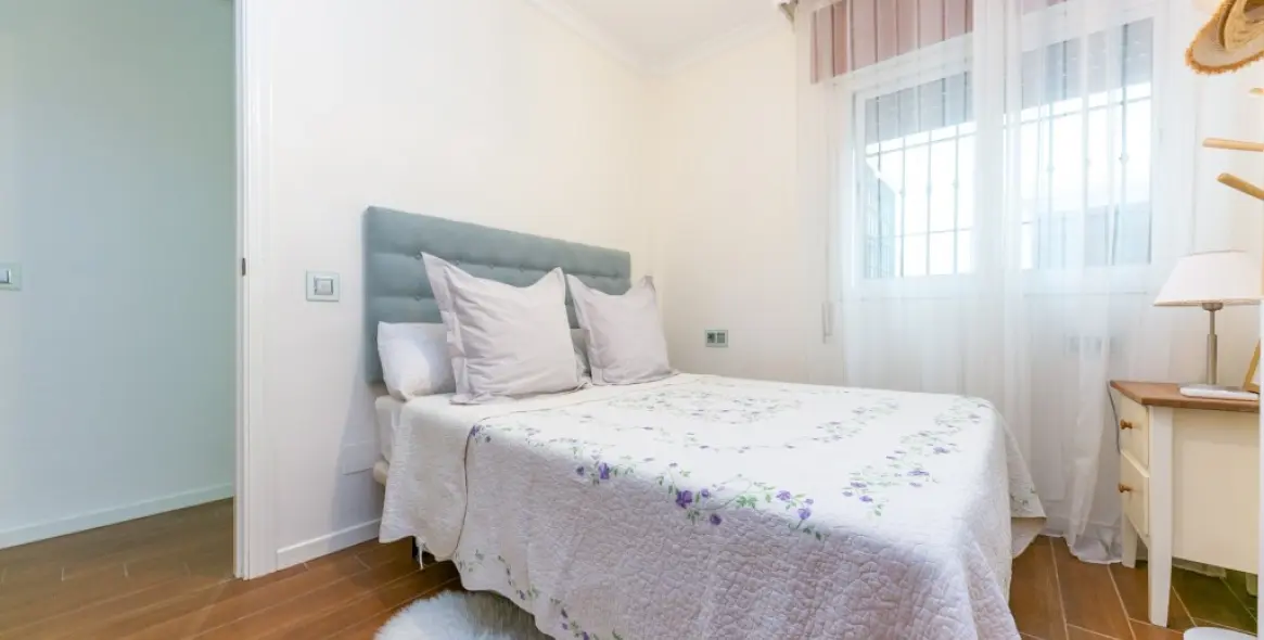 Sale of middle floor apartment in Mijas Costa 17