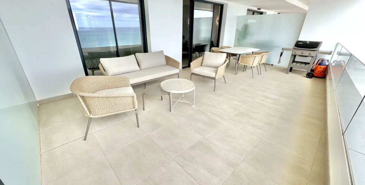 Продажа апартаментов на среднем этаже в Carvajal 4