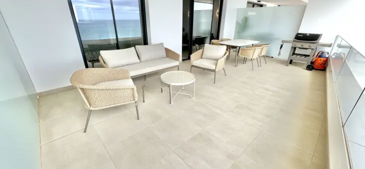 Продажа апартаментов на среднем этаже в Carvajal 3