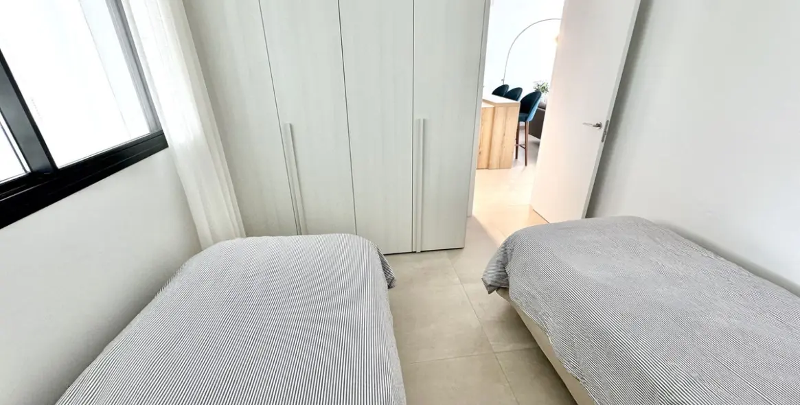 Продажа апартаментов на среднем этаже в Carvajal 19