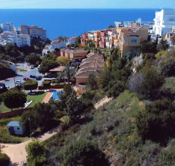 Продажа  жилого участка в Benalmadena Costa