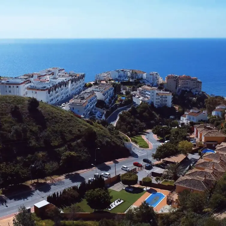 Продажа  жилого участка в Benalmadena Costa
