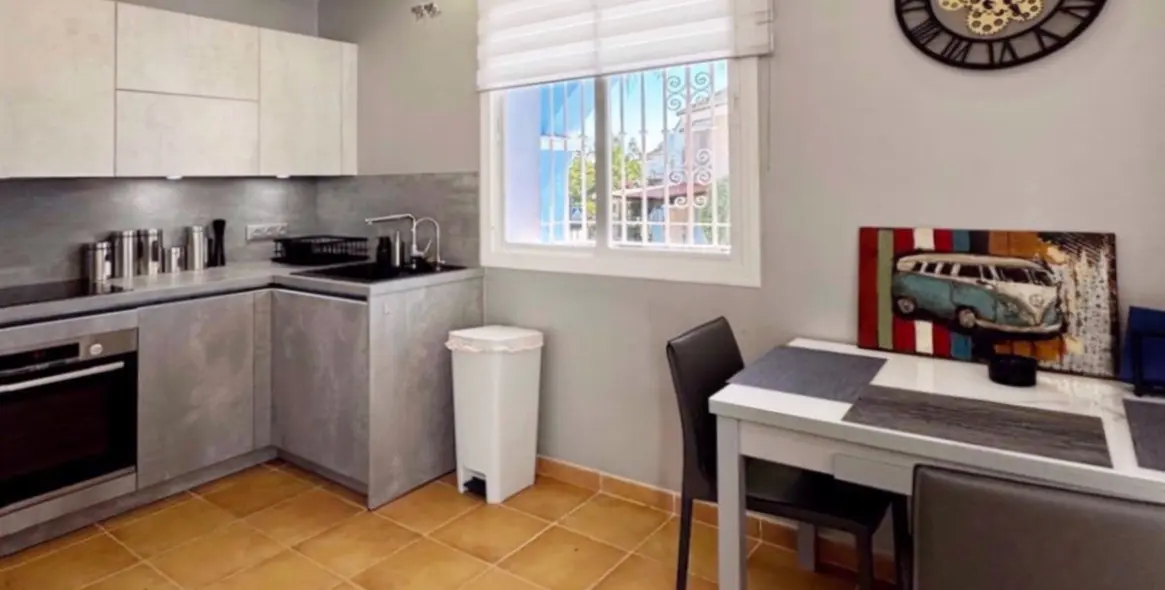 Продажа таунхауса в Aloha 8