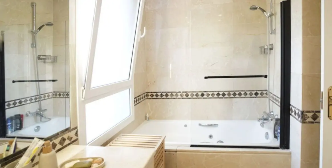 Продажа таунхауса в Aloha 14