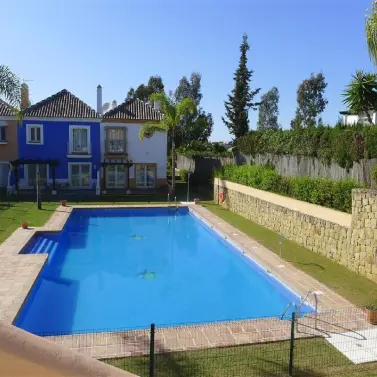 Venta de adosado en Aloha