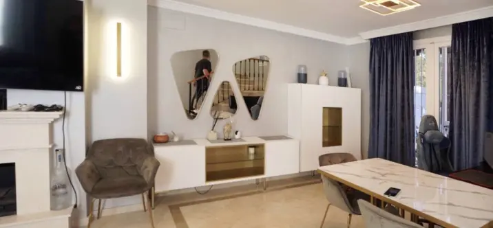 Venta de adosado en Aloha 4