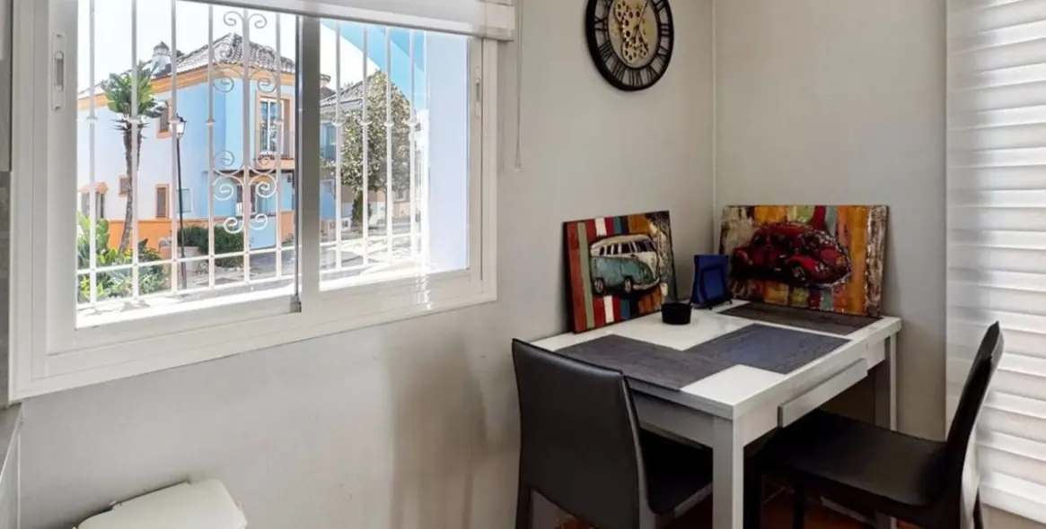 Venta de adosado en Aloha 9