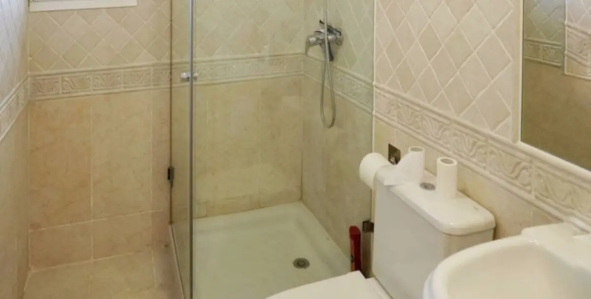 Venta de adosado en Aloha 17