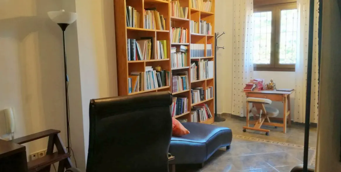 Sale of detached villa in Estacion de Cartama 7