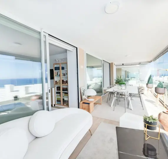 Продажа апартаментов на среднем этаже в Fuengirola