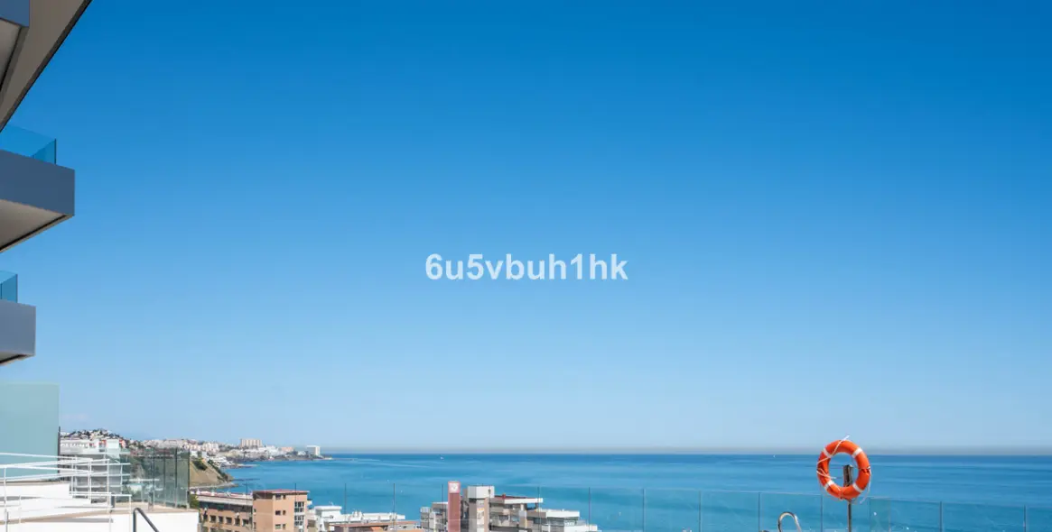 Sale of ground floor apartment in El Higueron 23
