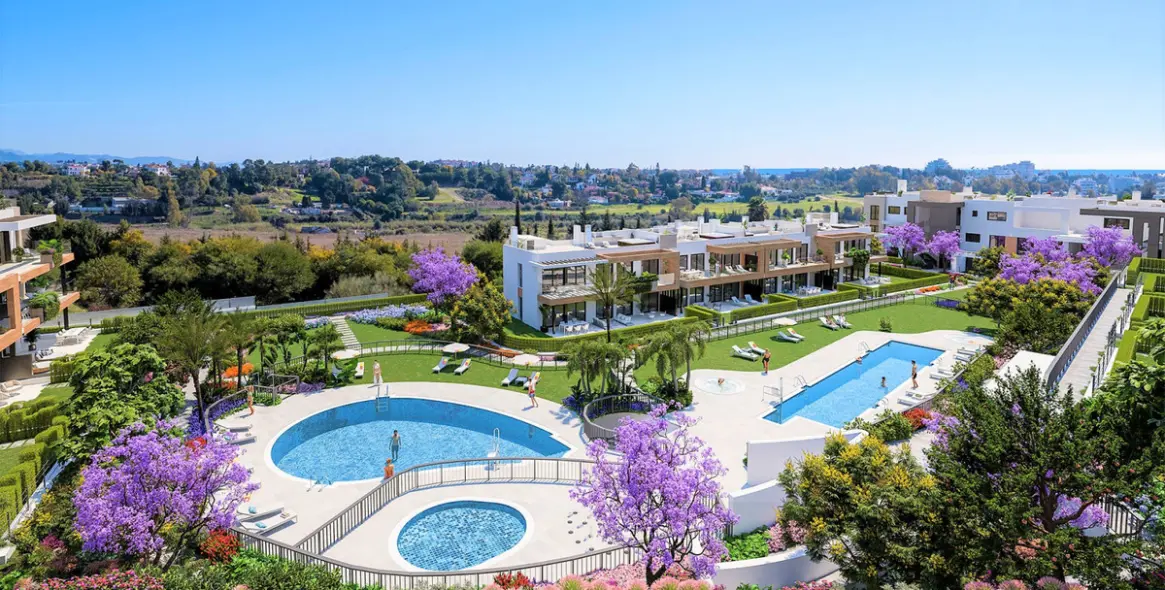 Продажа апартаментов на первом этаже в Estepona 1