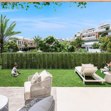 Sale of ground floor apartment in Estepona
