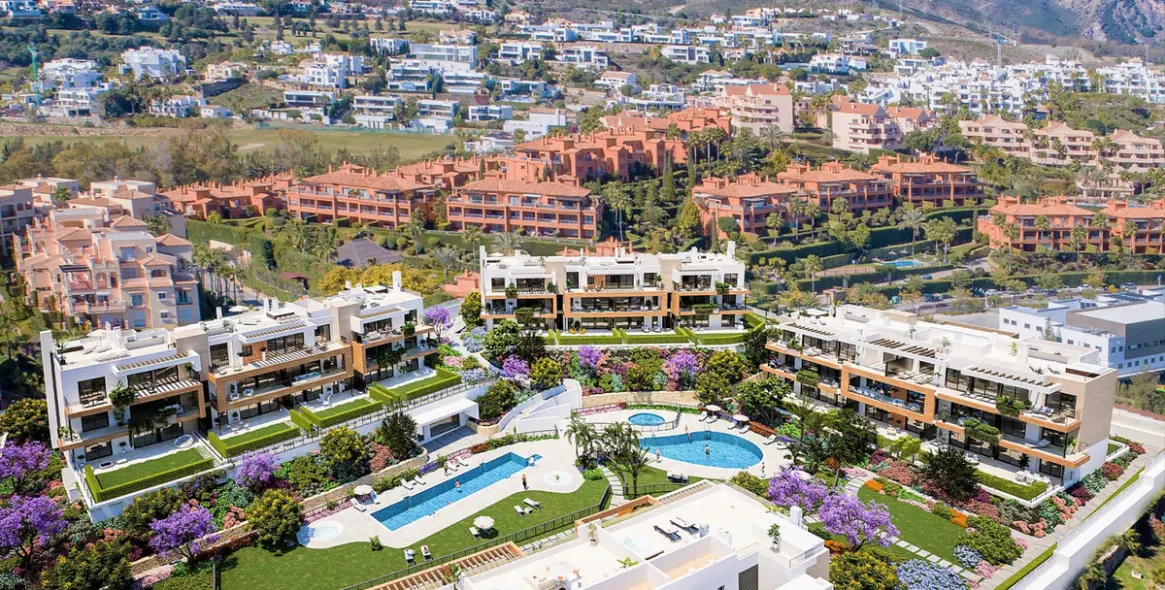 Продажа апартаментов на первом этаже в Estepona 6