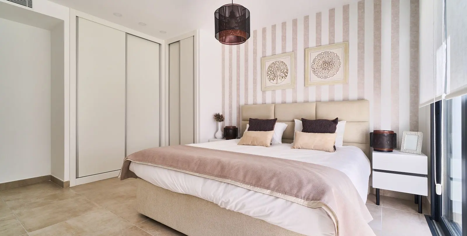 Sale of ground floor apartment in Estepona 16
