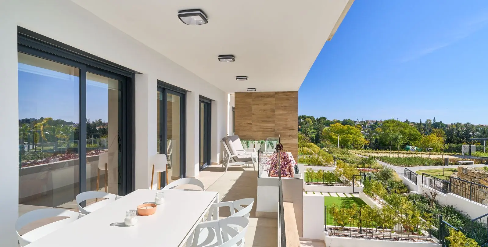 Sale of ground floor apartment in Estepona 29